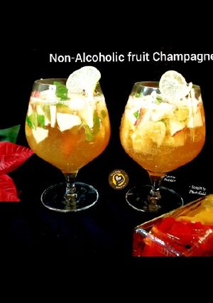 A picture of Non Alcoholic fruit Champagne.
