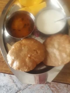 अजवाइन की पूरी (Ajwain ki puri recipe in hindi) रेसिपी मुख्य फोटो