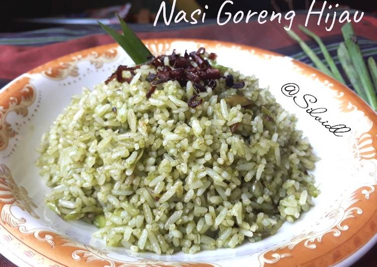 Nasi Goreng Hijau