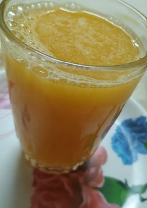 A picture of Orange juice🍹.