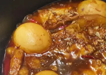 Cara Bikin Semur Tahu, Telur, Kentang ala bistik jawa Paling Enak