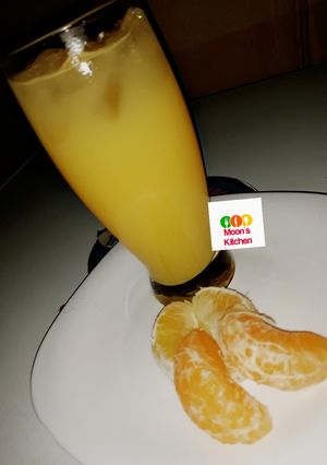 A picture of Tangerine and orange (vitamin C).