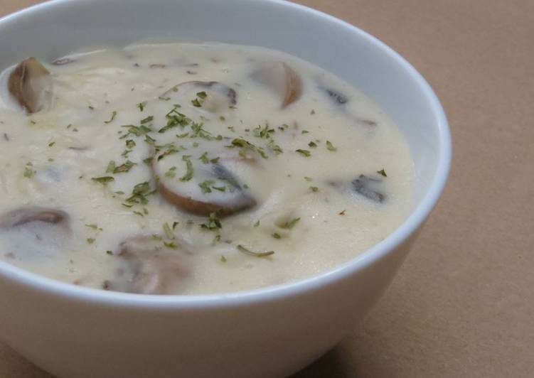 Cream Mushroom Soup andalan, favorit semua orang yang udah coba