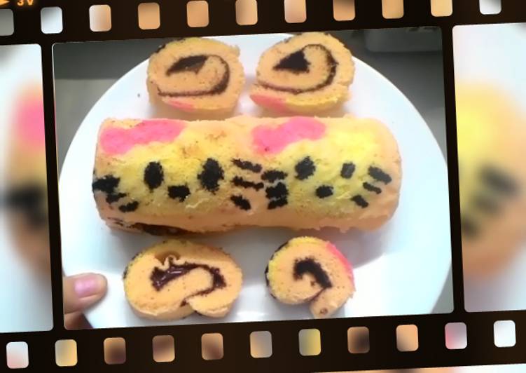 Bolu gulung kukus Karakter so simple TANPA PENGEMBANG