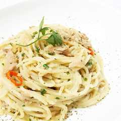 รูปของ Spaghetti aglio olio tuna