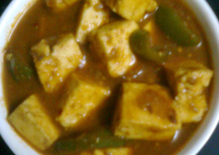 Recipe of Quick Kadai Paneer for dinner :)