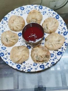 मोमोज (Momos recipe in Hindi) रेसिपी मुख्य फोटो