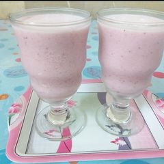 Strawberry Milkshake A picture of Strawberry Milkshake.