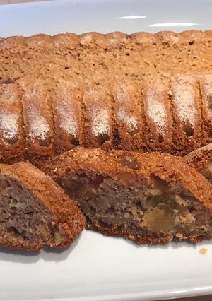 Banánkenyér trópusi kandírozott gyümölcsökkel 😍🤤 recept fotója