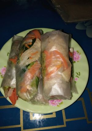 Hình của món Gỏi cuốn chay.