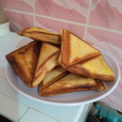 Toasted bread A picture of Toasted bread.