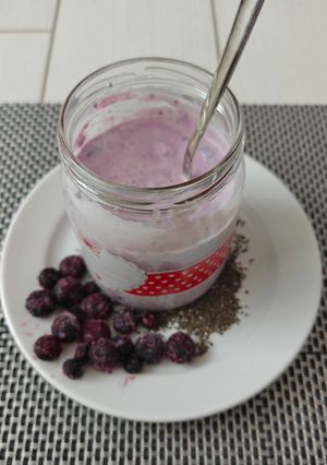 Áfonyás chia puding recept fotója