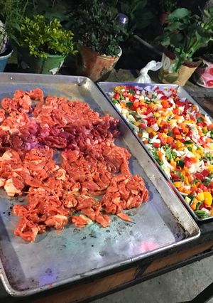Una foto de Alambre con carne estilo pastor