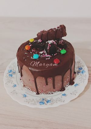 عکسی از دستور کیک خامه ای شکلاتی