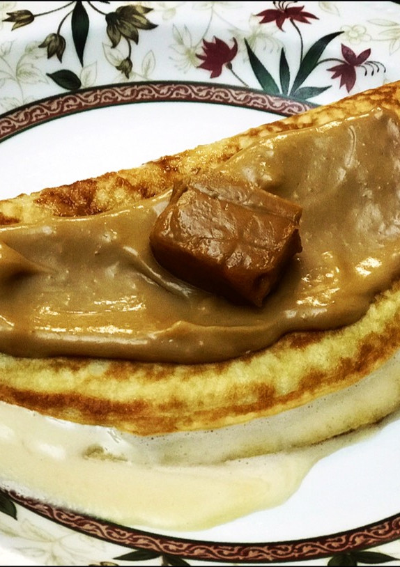 Una foto de Crepes de turrón 🥞🥂