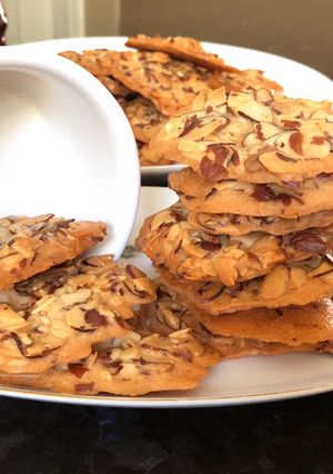 A picture of Crunchy Almond Cookies (With Egg Whites).
