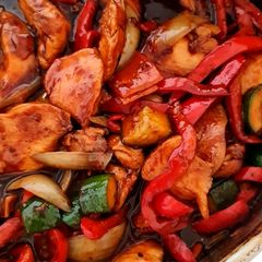 A picture of Black Pepper Chicken.