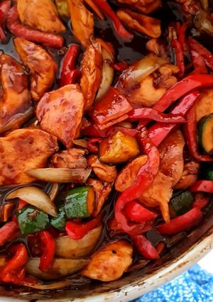 A picture of Black Pepper Chicken.