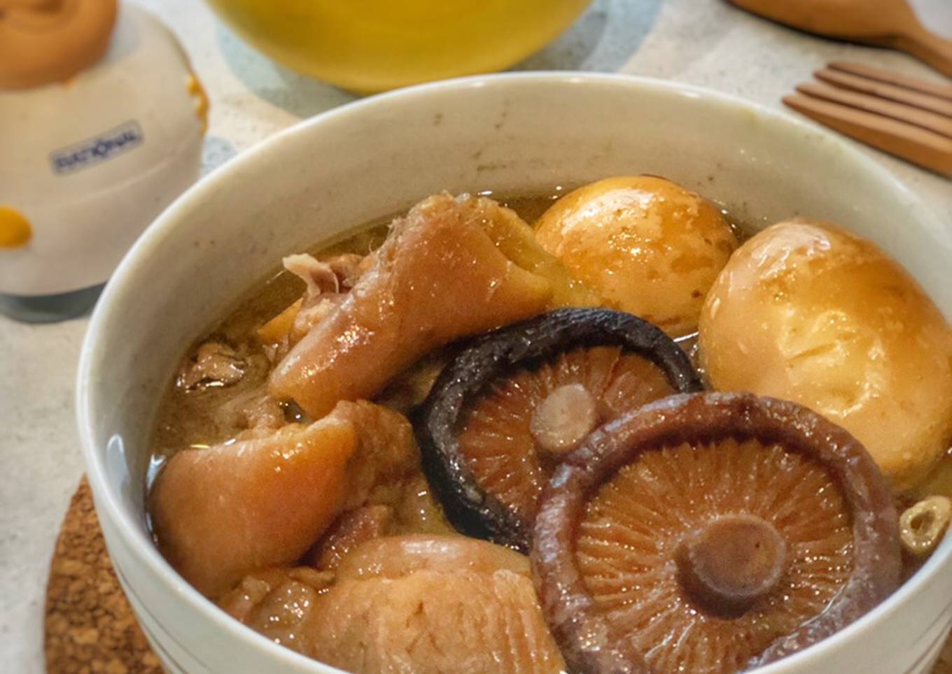 Tite/ Kaki Babi (non halal) ala Tiger Kitchen