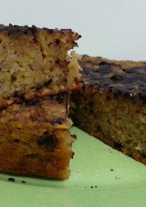 Foto resep Banana-Oat Cake top with Raisins & Sprinkles