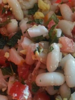 Una foto de Ensalada de judías blancas y menta