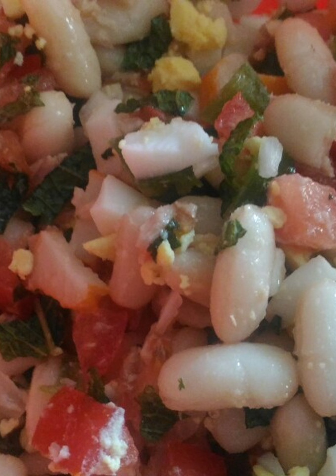 Una foto de Ensalada de judías blancas y menta