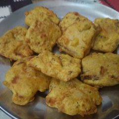 A picture of Bread pakora.
