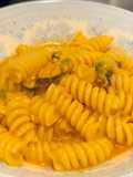 Creamy lobster & mussels pasta