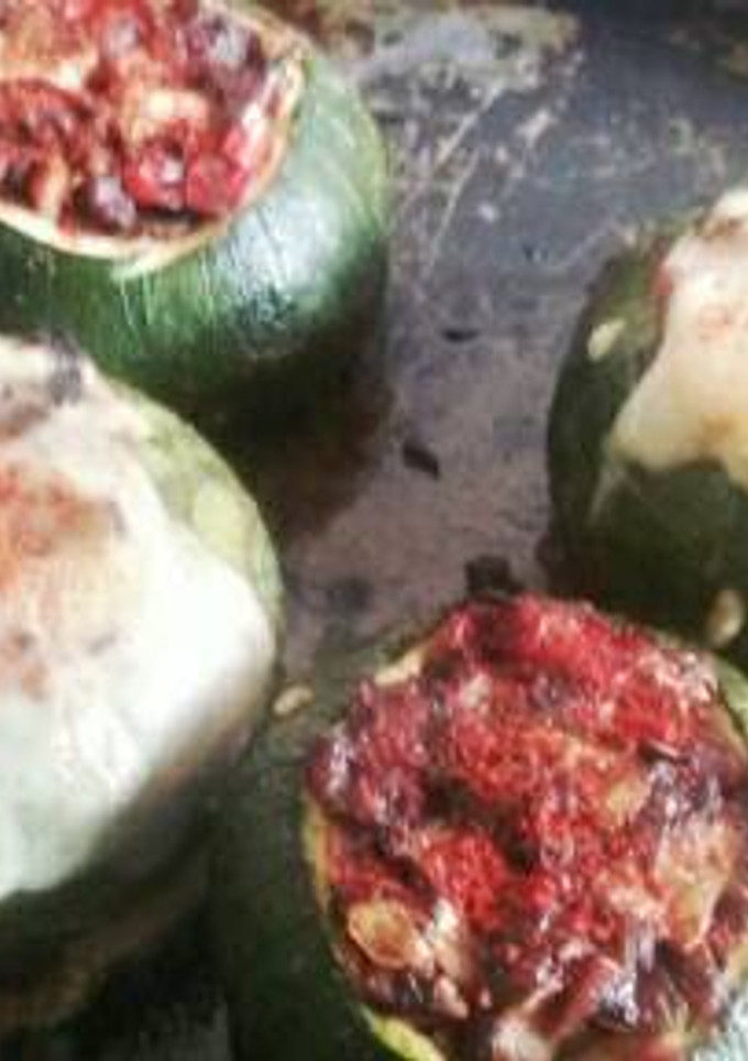 Una foto de Zapallitos rellenos con verduras