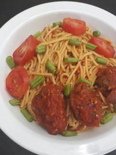 A picture of Spagetti with beef.