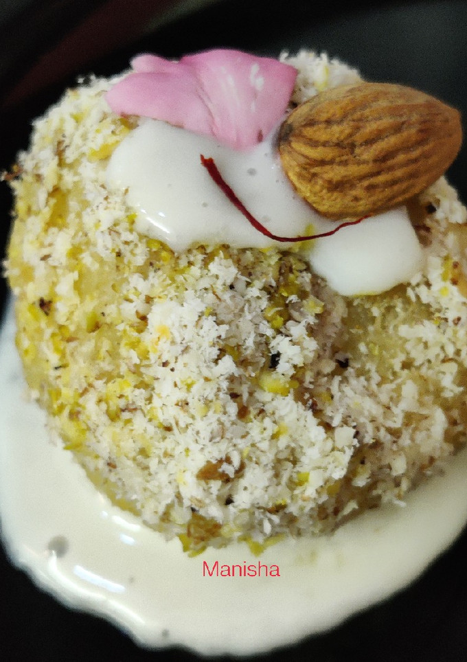 A picture of Oats Paneer sweet balls with instant Rabdi.