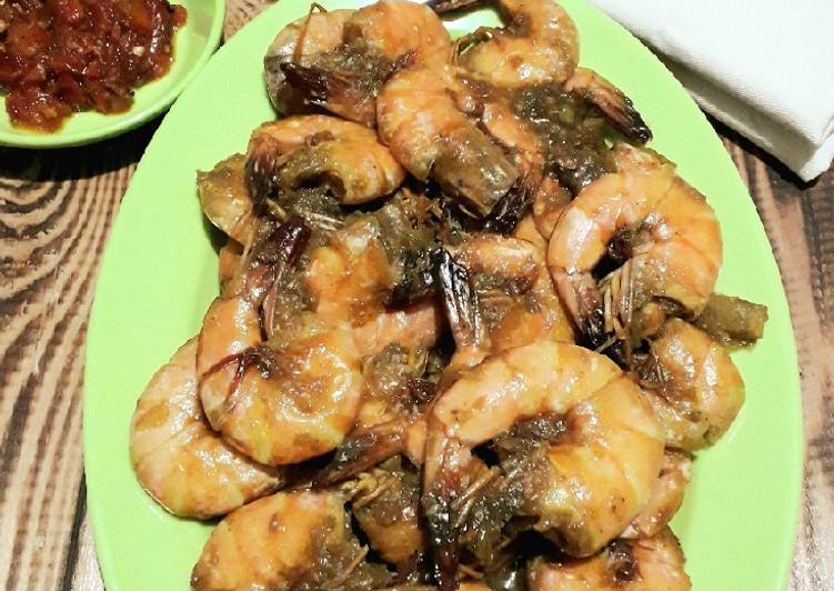 Resep Udang Goreng Saus Tiram, Enak