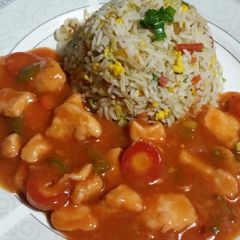 A picture of Chicken Shashilk & Fried Rice.