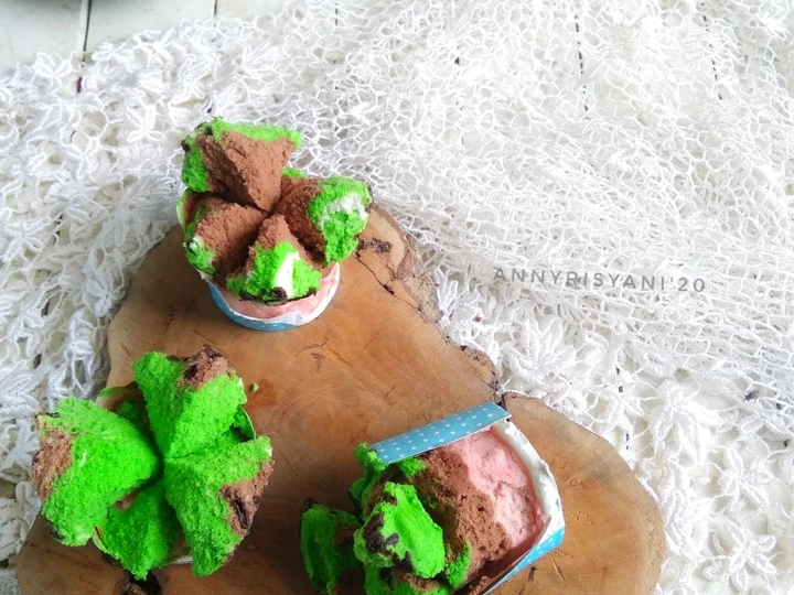 Langkah Mudah untuk Membikin Resep Bolu kukus 3 rasa (Dragon, Choklat, Pandan.) yang Lezat Sekali Anti Ribet, Mantap