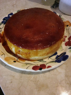 Una foto de Budín de pan de leche condensada sin horno