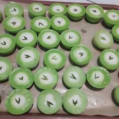 รูปของ Kue nona manis pandan
