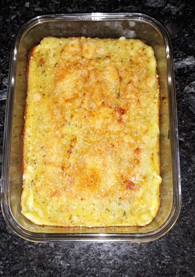 Una foto de Gratinado de patata anti gripe con huevo frito