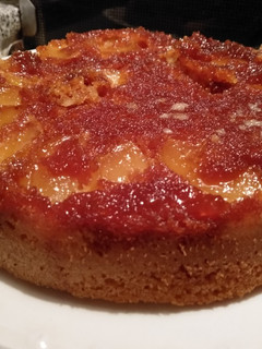 Una foto de Torta invertida de manzanas