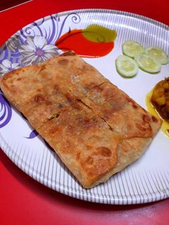 মোগলাই পরোটা (mughlai paroata recipe in Bengali) রেসিপির প্রধান ছবি
