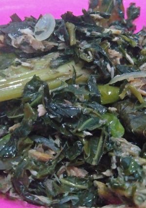 Foto resep Tumis daun singkong dan pindang