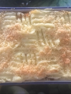 Una foto de Puré de papas con atún