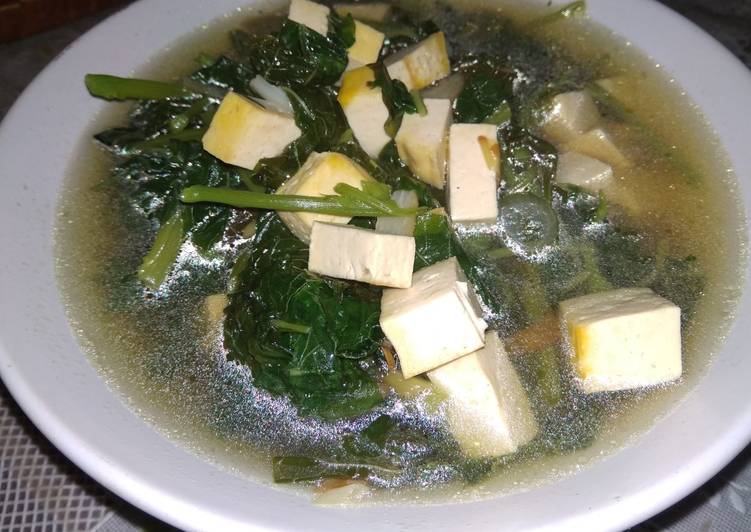 Cara Gampang Menyiapkan Sup Bayam Tahu Kuning Anti Gagal