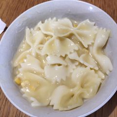 A picture of Pasta with Cream Corn.
