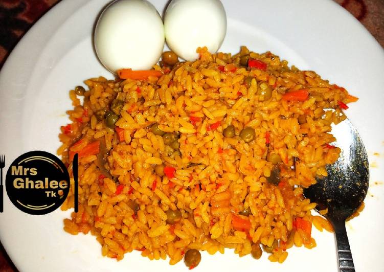 Jallof rice with cooked eggs