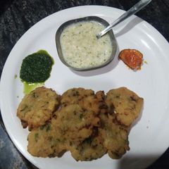 A picture of Instant sooji pakode.