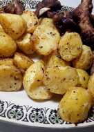 Oregano lamb chops with potatoes