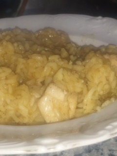 Una foto de Arroz con pollo al curry