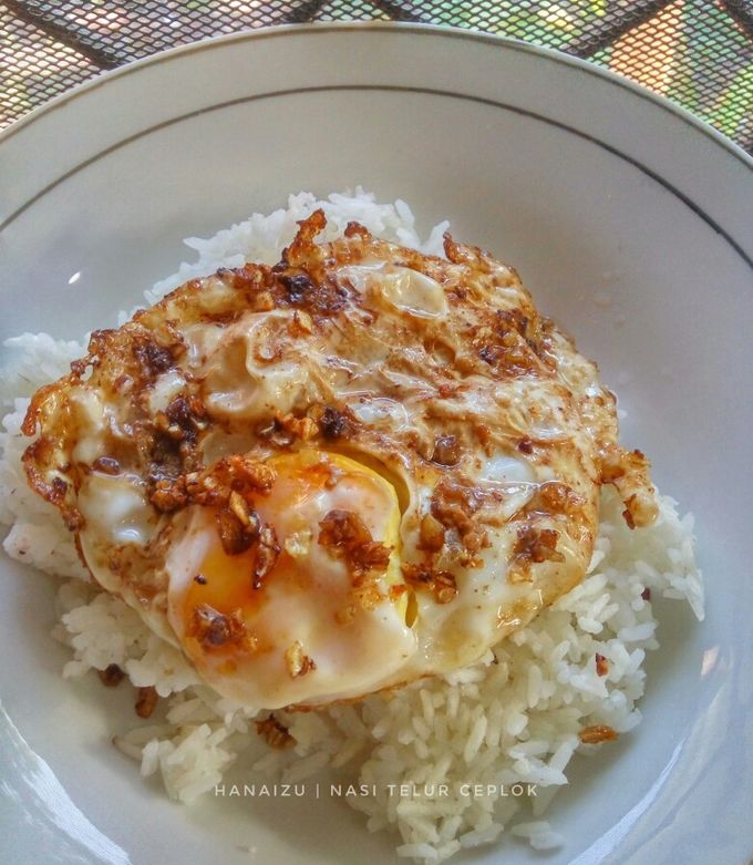 Foto resep Nasi Telur Ceplok Kecap Asin Pontianak Viral Ayong 999 #RabuBaru (🇮🇩)