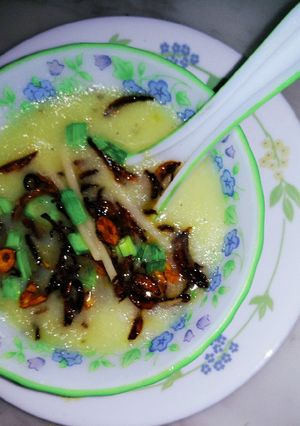 A picture of Khowsuey Soup.