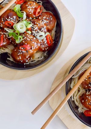 Foto principal de ALBÓNDIGAS DE PAVO CON SALSA DE SOJA | Muy fáciles y jugosas | @DarixLAB